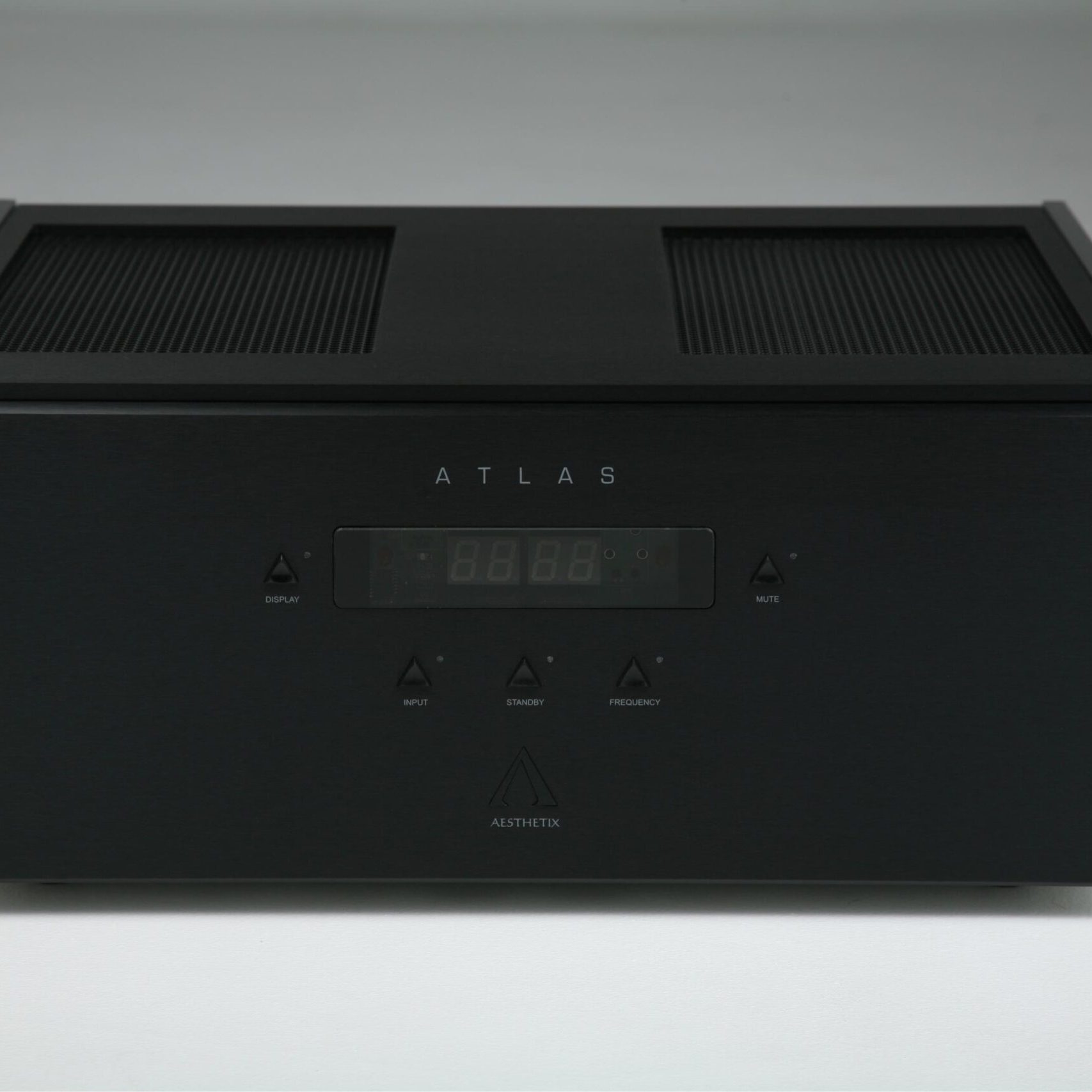Aesthetix_Atlas_Black2