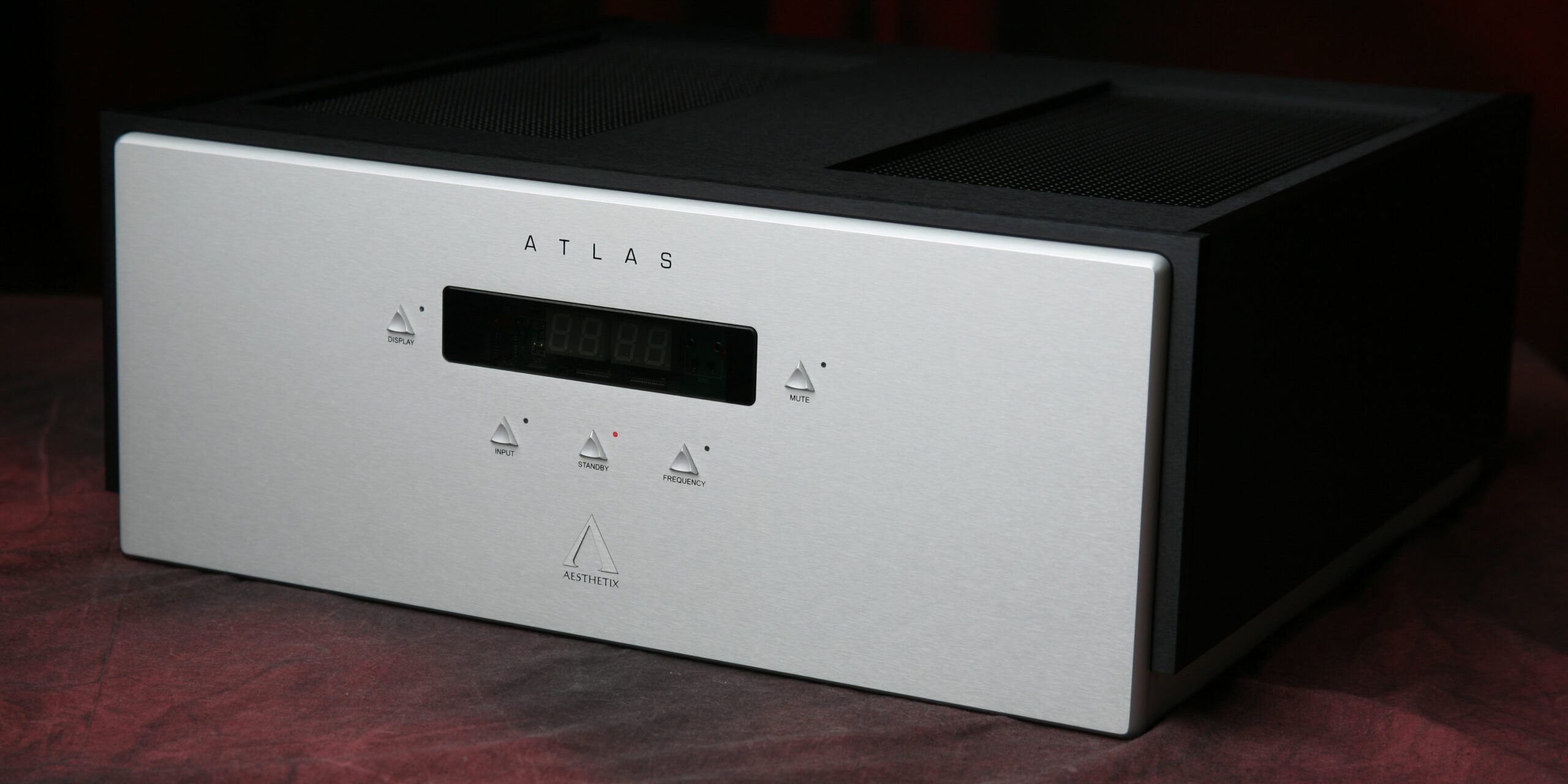 Aesthetix_Atlas_Silver5