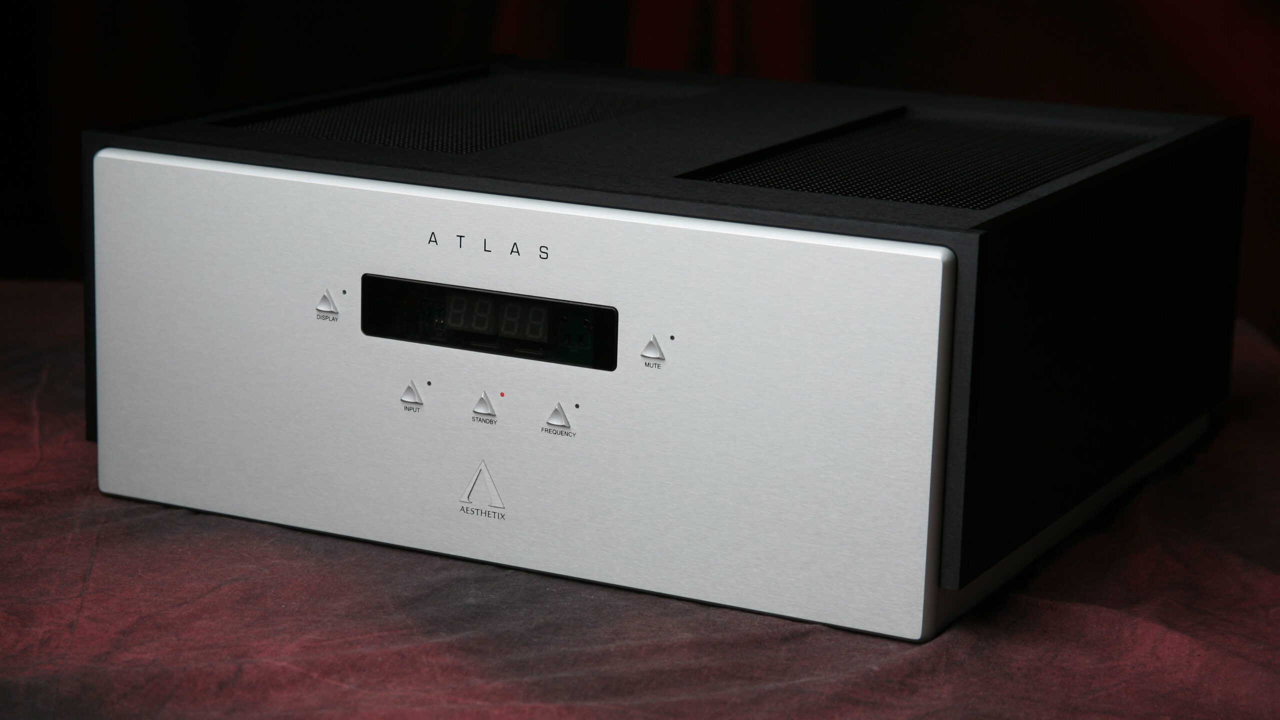 Aesthetix_Atlas_Silver5