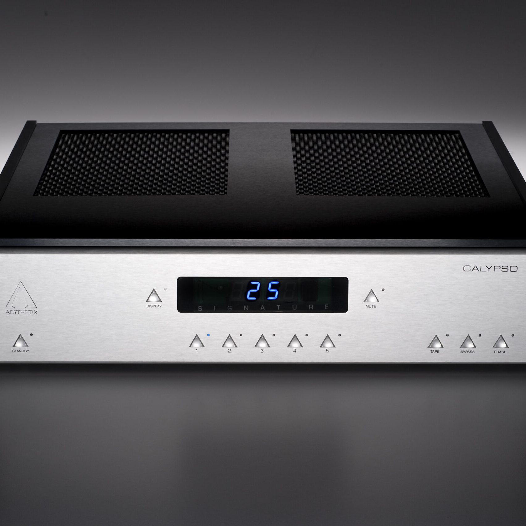 Aesthetix_CalypsoSignature_Front