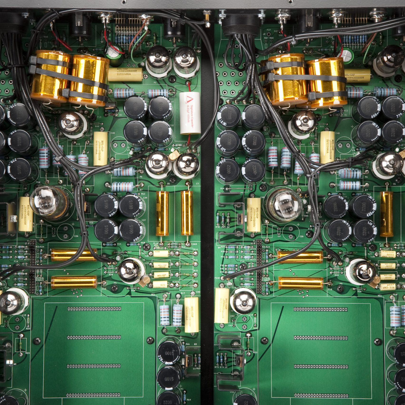 Aesthetix_IoEclipse_CloseUpTop