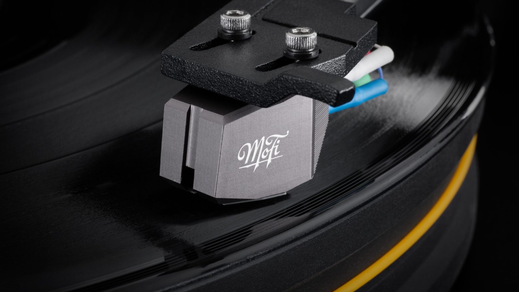 MoFi_Electronics_MasterTracker_Phono_Cartridge_Detail_2