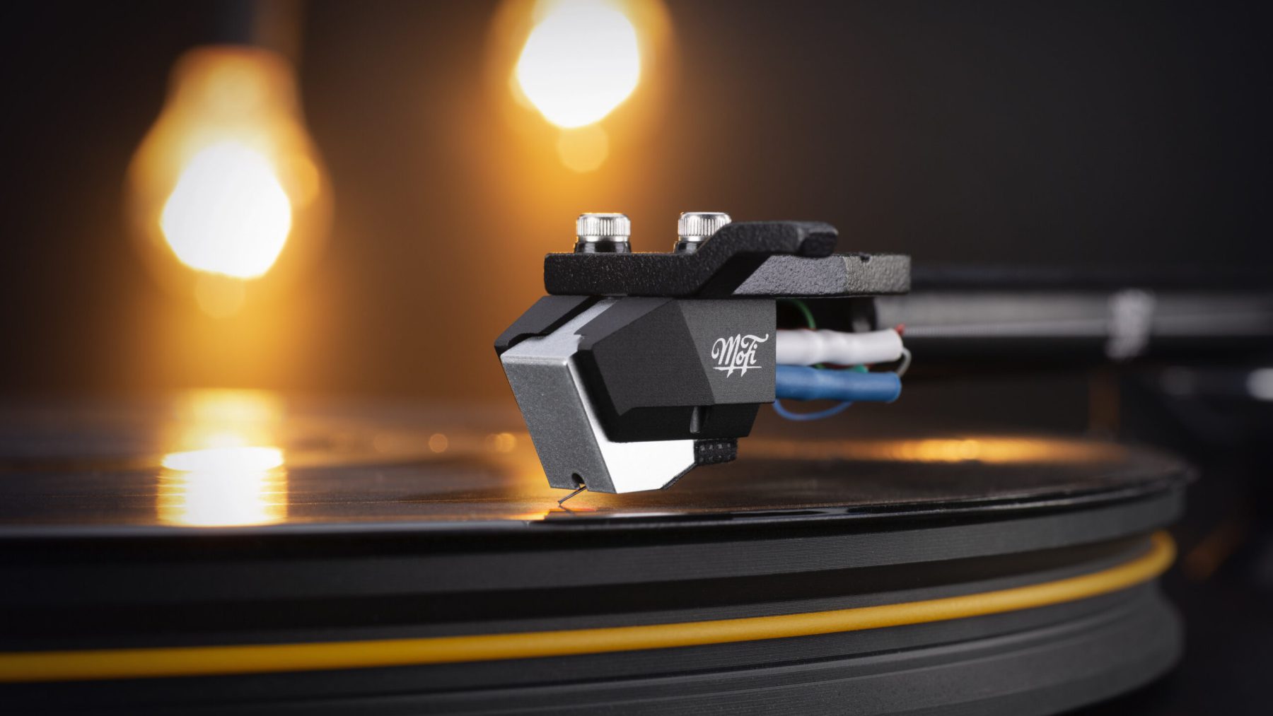 MoFi_Electronics_StudioSilver_MC_Cartridge_Detail_02