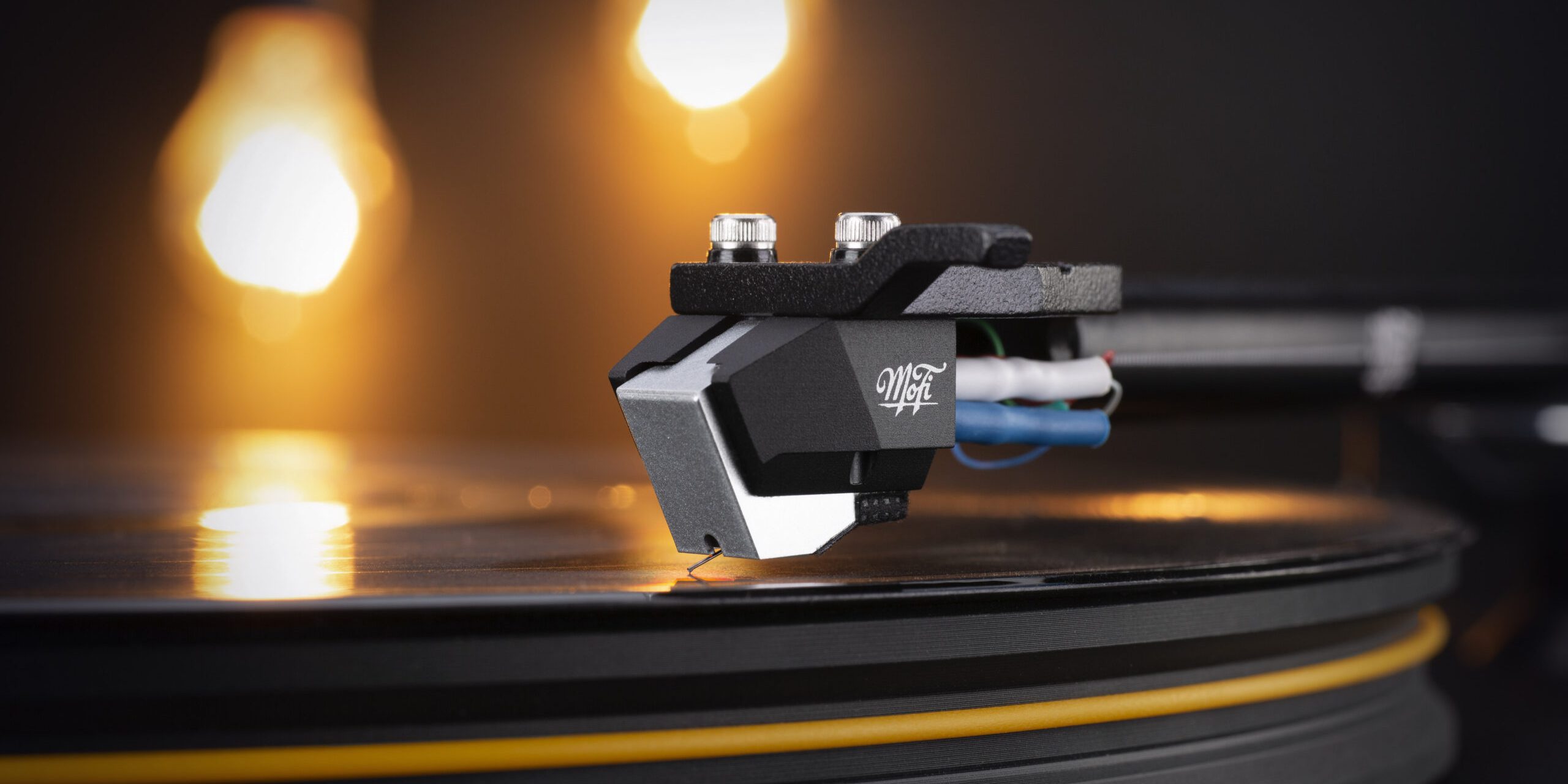 MoFi_Electronics_StudioSilver_MC_Cartridge_Detail_02