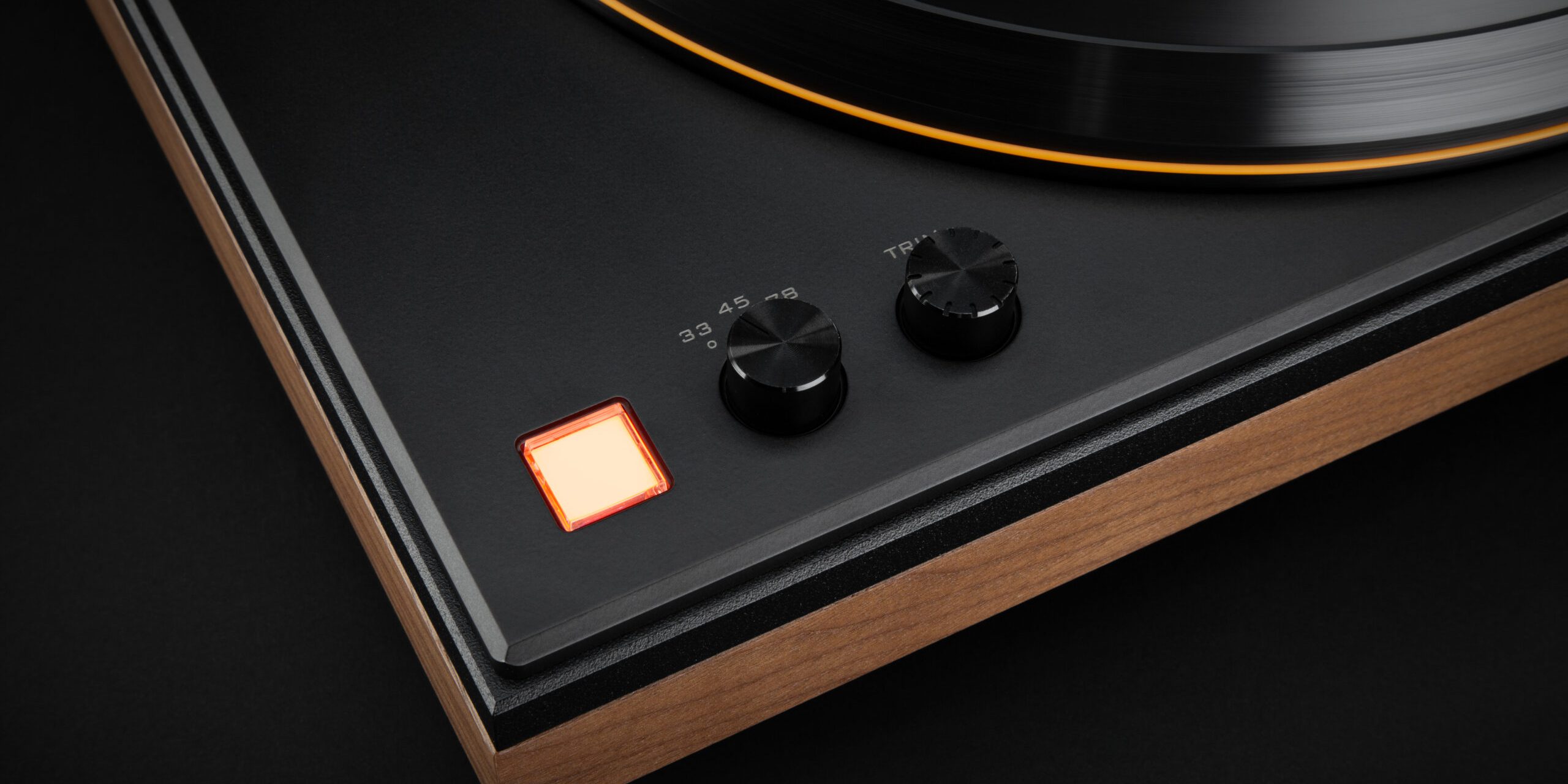 MoFi_MasterDeck_Turntable_Detail_01_Controls