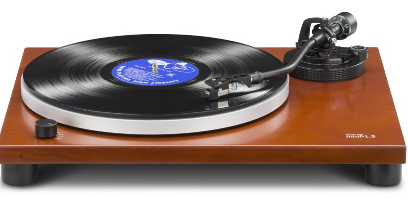 Music_Hall_MMF_1_5_Turntable_Record_Front